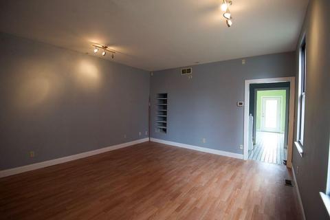 1216 Bates Ave, Cincinnati, OH 45225 photo 4