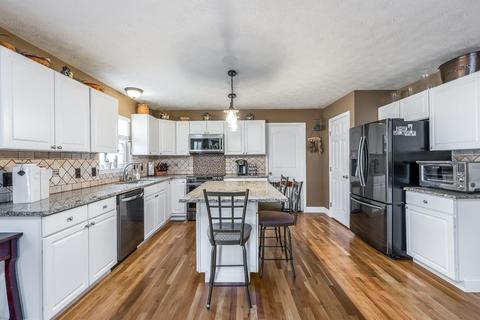 8443 Timber Ln, Mason, OH 45040 photo 4
