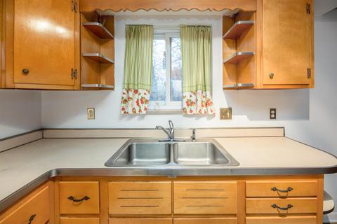 364 Riddle Rd, Woodlawn, OH 45215 photo 16