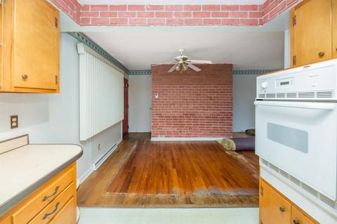 364 Riddle Rd, Woodlawn, OH 45215 photo 15