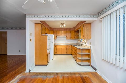 364 Riddle Rd, Woodlawn, OH 45215 photo 13