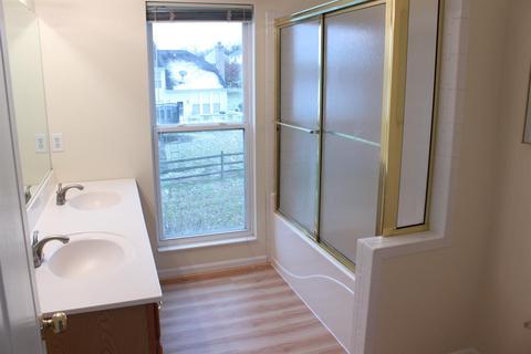 2104 Deer Meadow Dr, Cincinnati, OH 45240 photo 18