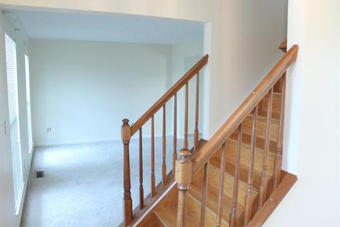 2104 Deer Meadow Dr, Cincinnati, OH 45240 photo 11