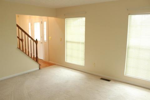 2104 Deer Meadow Dr, Cincinnati, OH 45240 photo 10