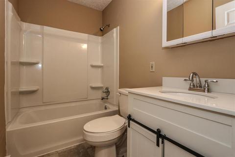 203 Bourbon St, Blanchester, OH 45107 photo 13