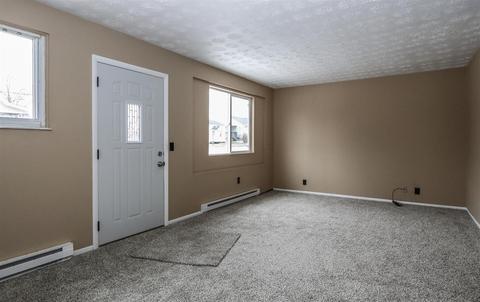 203 Bourbon St, Blanchester, OH 45107 photo 3