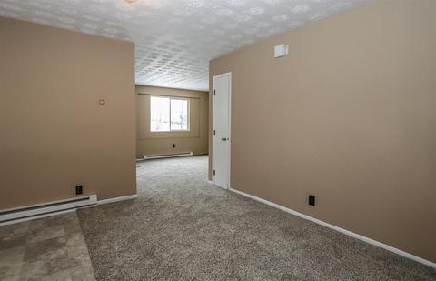 203 Bourbon St, Blanchester, OH 45107 photo 5