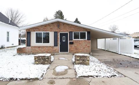 203 Bourbon St, Blanchester, OH 45107 photo 1