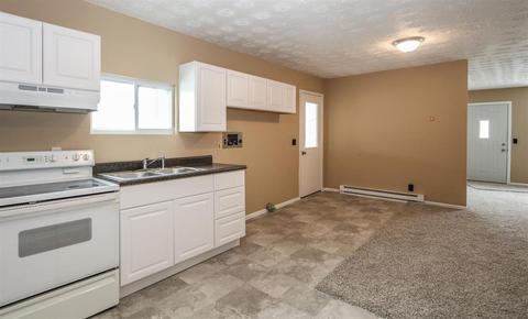 203 Bourbon St, Blanchester, OH 45107 photo 8
