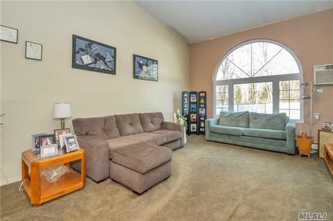 1605 Clover Ln, Cincinnati, OH 45224 photo 5