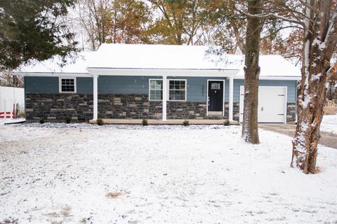 5401 Maple Grove Ave, Blanchester, OH 45107 photo 2