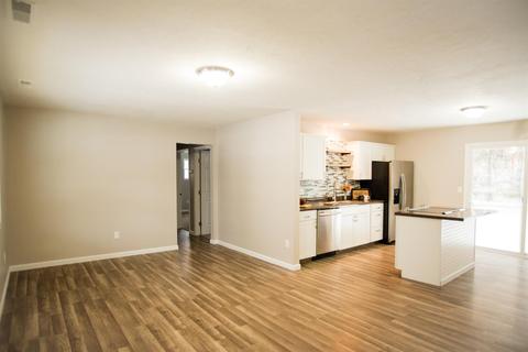 5401 Maple Grove Ave, Blanchester, OH 45107 photo 3
