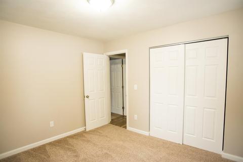 5401 Maple Grove Ave, Blanchester, OH 45107 photo 10