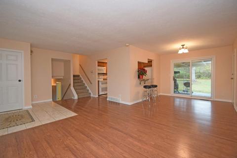 782 Picket Way, Cincinnati, OH 45245 photo 4