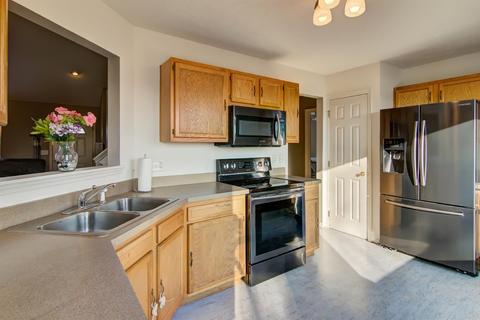 1307 Simpson Ct, Lincoln Heights, OH 45215 photo 14