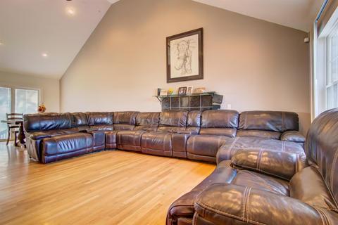 1307 Simpson Ct, Lincoln Heights, OH 45215 photo 9