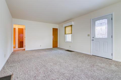 6441 Ridgefield Dr, Cincinnati, OH 45224 photo 7