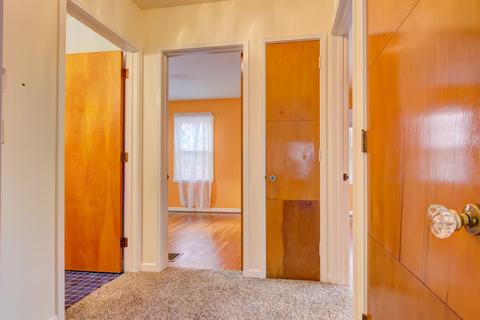 6441 Ridgefield Dr, Cincinnati, OH 45224 photo 22