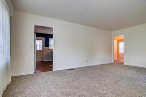 6441 Ridgefield Dr, Cincinnati, OH 45224 photo 10
