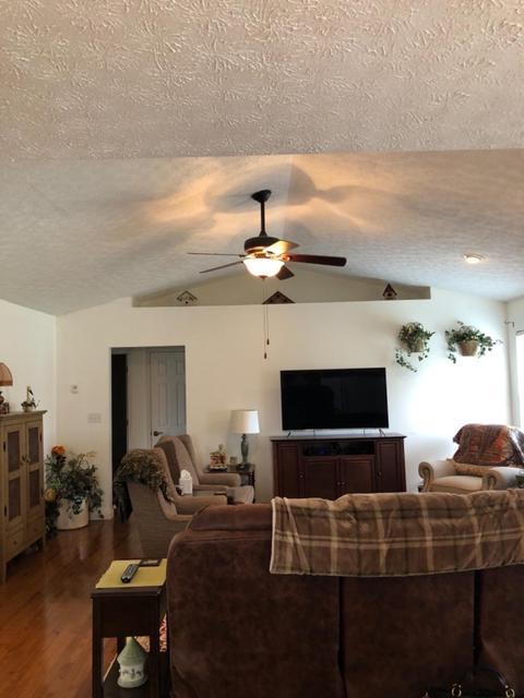 55 Douglas Ln, Georgetown, OH 45121 photo 4