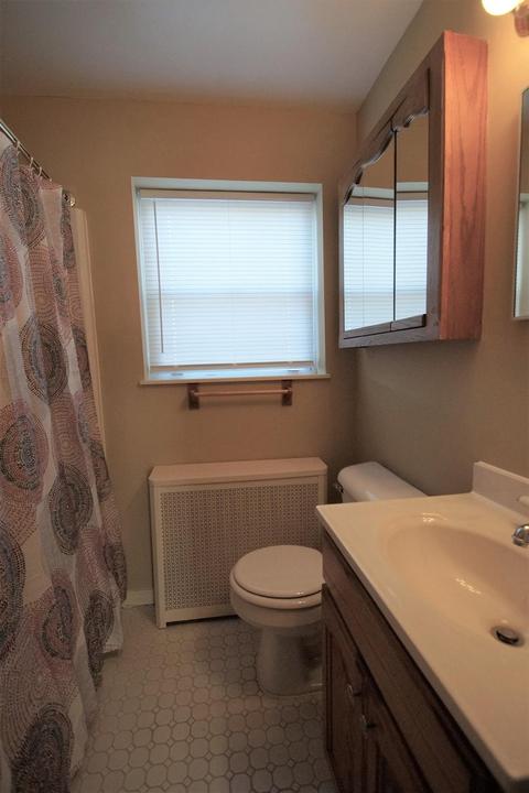 4968 Shirley Pl, Cincinnati, OH 45238 photo 6