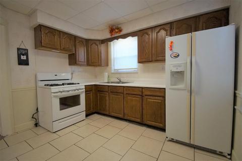 4968 Shirley Pl, Cincinnati, OH 45238 photo 5