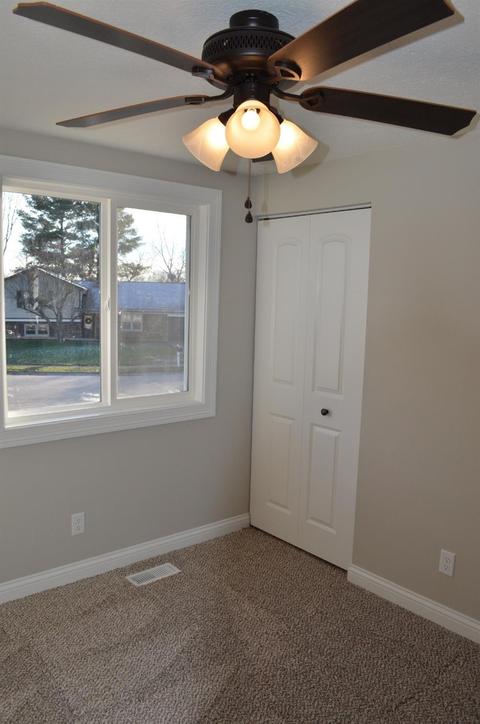 50 Roundtree Ct, Springboro, OH 45066 photo 9