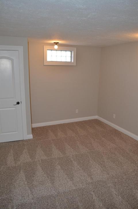 50 Roundtree Ct, Springboro, OH 45066 photo 12