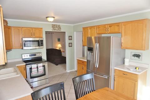 4606 Ebenezer Rd, Cincinnati, OH 45248 photo 4