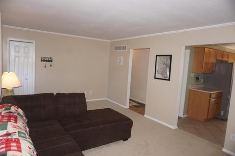 4606 Ebenezer Rd, Cincinnati, OH 45248 photo 3