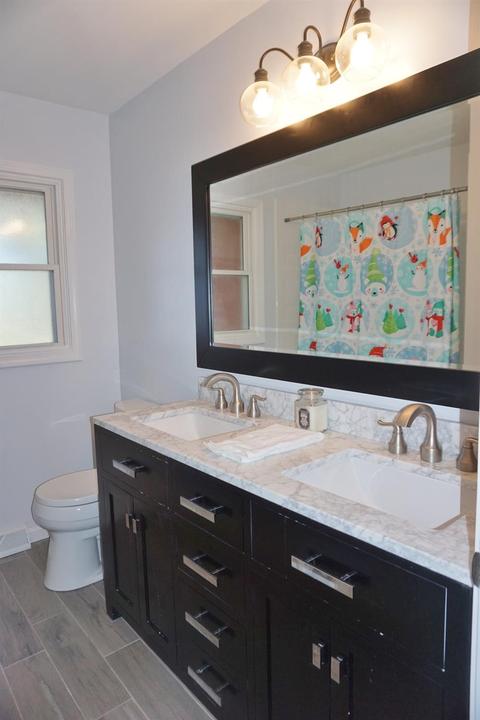 4606 Ebenezer Rd, Cincinnati, OH 45248 photo 8