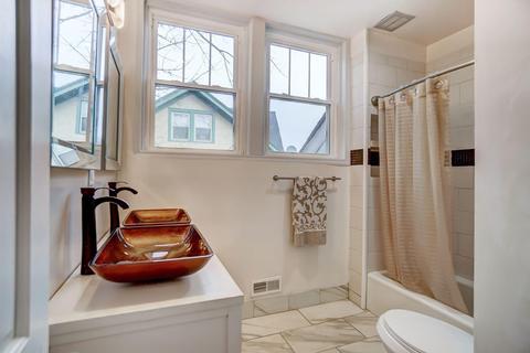 3975 Warwick Ave, Cincinnati, OH 45229 photo 17