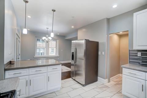 3975 Warwick Ave, Cincinnati, OH 45229 photo 13
