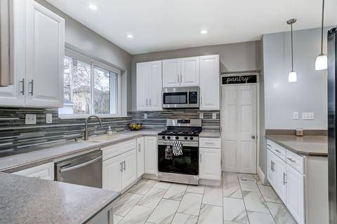 3975 Warwick Ave, Cincinnati, OH 45229 photo 11