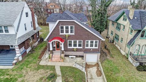 3975 Warwick Ave, Cincinnati, OH 45229 photo 1