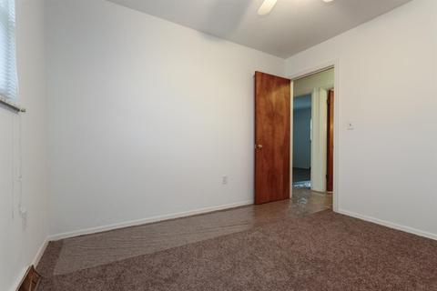 11484 Hanover Rd, Forest Park, OH 45240 photo 6