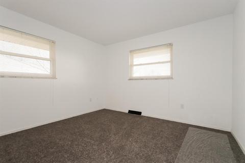 11484 Hanover Rd, Forest Park, OH 45240 photo 9