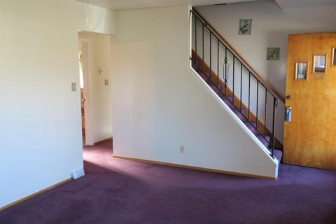 1666 Atson Ln, Cincinnati, OH 45205 photo 4
