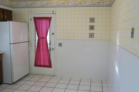 1666 Atson Ln, Cincinnati, OH 45205 photo 8