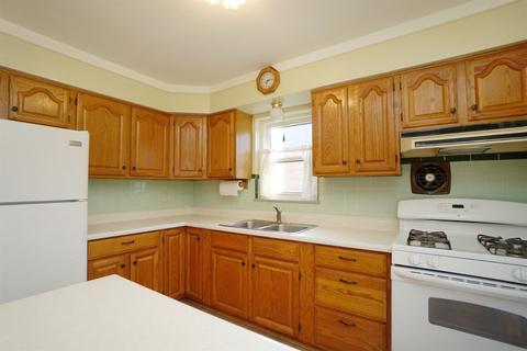 6607 Charann Ln, Cincinnati, OH 45224 photo 9