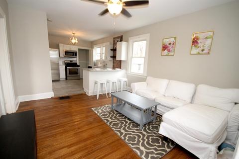 3106 Mapleleaf Ave, Cincinnati, OH 45213 photo 2