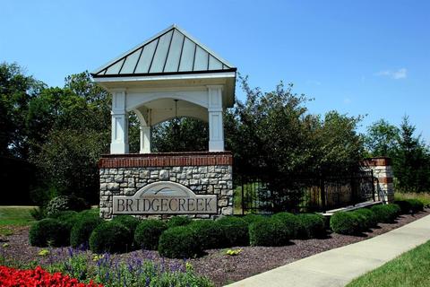 970 Lost Xing, Cincinnati, OH 45231 photo 1