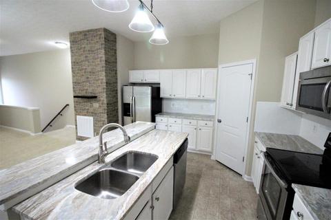 970 Lost Xing, Cincinnati, OH 45231 photo 7