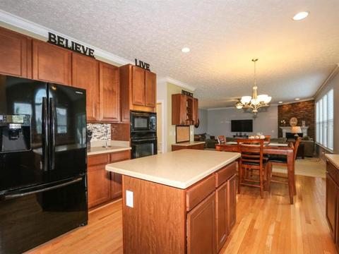 956 Spruce Gln, Morrow, OH 45152 photo 9