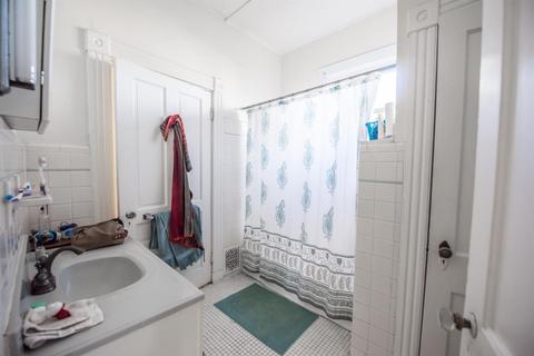 536 Howell Ave, Cincinnati, OH 45220 photo 18