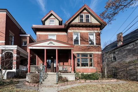 536 Howell Ave, Cincinnati, OH 45220 photo 1