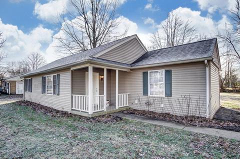 841 Hawthorne Dr, Cincinnati, OH 45245 photo 4
