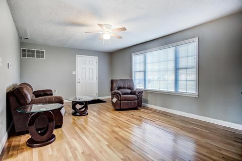 841 Hawthorne Dr, Cincinnati, OH 45245 photo 8