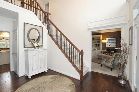 5127 Chukker Point Ln, Cincinnati, OH 45244 photo 2