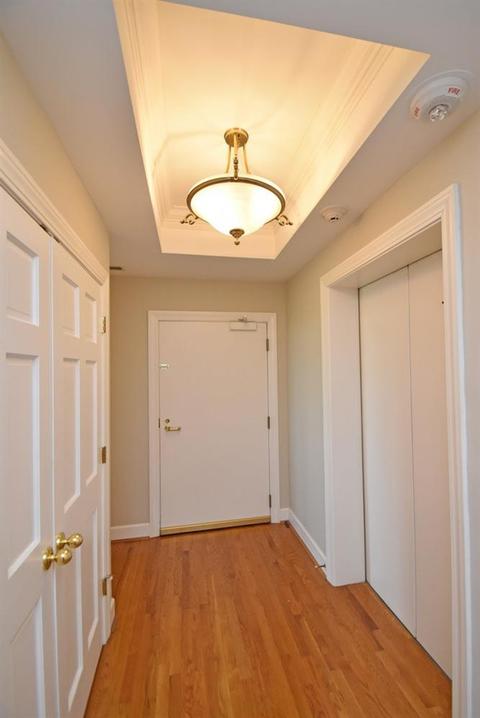 2121 Alpine Pl #604, Cincinnati, OH 45206 photo 6